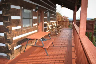 Image de Belle grande cabine avec vue. Promotions sur les chutes! ! ! ! Super endroit.