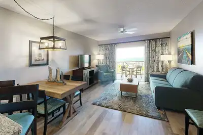 Image de Beach Resort avec parc aquatique - spacieux 2br / 2ba - 8 personnes