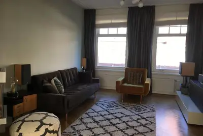 Image de Appartement élégant et luxueux de 135m2 avec terrasse sur le toit près de Rai