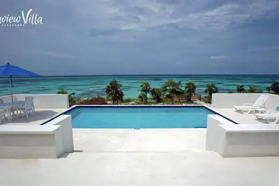 Image de Villa vue mer - Maison flambant neuve avec piscine