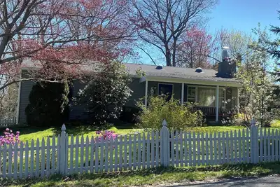 Image de Nouvelle Liste ♥ Guilford Shoreline Cottage; Birder's Paradise
