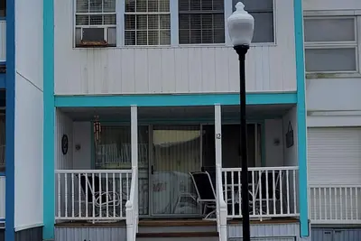 Image de Ocean View Beach House \/ Familles et adultes de 25 ans et plus. Strictement appliqué