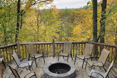 Image de Retiré North Woods Getaway avec 2 Vue sur le lac