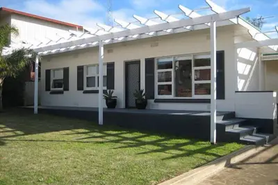 Image de Maison de vacances rénovée - Endroit idéal pour votre prochaine escapade côtière