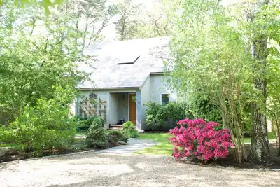Image de Great Martha's Vineyard House: tout ce dont vous avez besoin - Rien que vous ne faites pas!