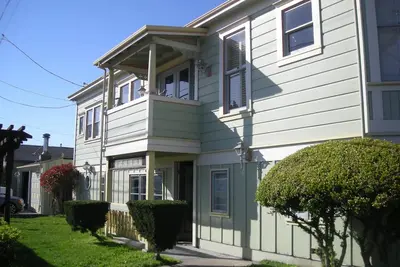 Image de Maison victorienne de luxe à Santa Cruz Yacht Harbour