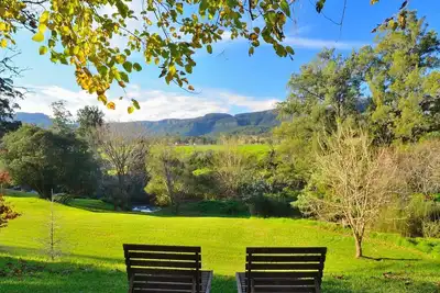 Image de Seule Maison Dans Le Village Avec Votre Propre Piscine PRIVÉE Et Face PRIVÉE Du Fleuve