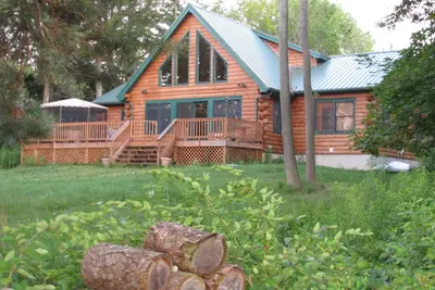 Image de Abbeywood Cabin ----- luxe sur le lac