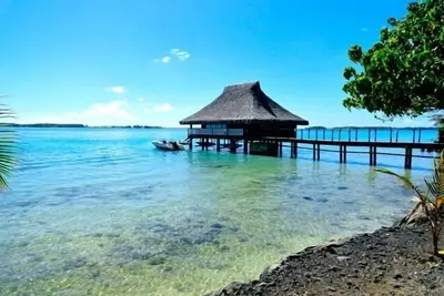 Image de La perle noire! Le plus privé luxueux Bungalow sur pilotis à Bora Bora!