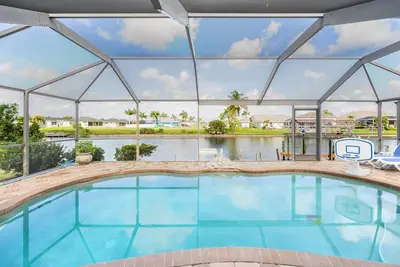 Image de RÉDUCTION De 20! -Swfl Rentals - Villa Joan - Magnifique 3 chambres, 2 salles de bain accès Golfe Accueil