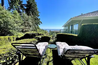 Image de Suite de luxe avec 3 chambres et vue sur l'océan dans un quartier prestigieux
