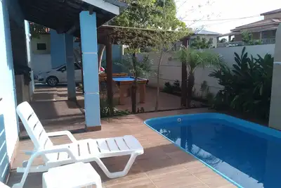 Image de Belle maison avec 5 suites sur la plage près de Guarajuba dans une communauté fermée.