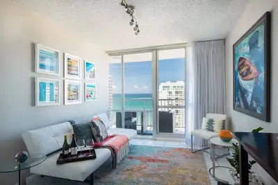 Image de Ocean View 19 étage Luxury Apt In Condado Au coeur de Condado