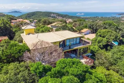 Image de Maison avec Vue Spectaculaire dans un emplacement privilégié et + Buzios Calmes Et SÉCURISÉS