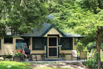 Image de Cottage Lakeshore sur domaine privé