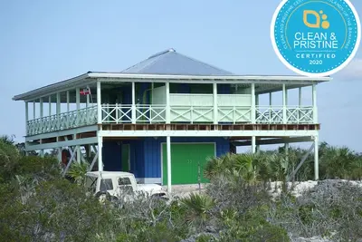 Image de Beach House on private 3. 25 acres avec plage spectaculaire # 1 🌟🌟🌟🌟🌟 avis