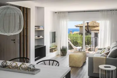 Image de Appartement pour les familles près de la plage.