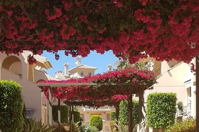 Image de Lou'S Place -Albatros - 10 min walk to beach  2 bed  G/floor - air con/heat-Wifi