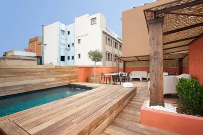 Image de Terrasse sur le Toit! Excellent Emplacement!