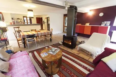 Image de Grande maison rénovée en moyenne montagne proche des 7 laux