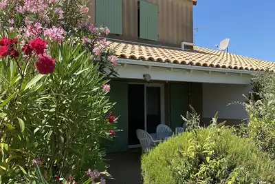 Image de Villa climatisée, Wifi, proche de la plage, résidence fermée avec piscine