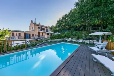 Image de Country House La maison de Carla-Piscine et Wi Fi Free-Trilocale à 3 km de la mer