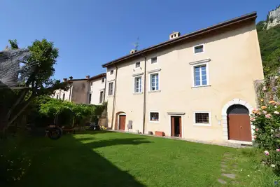 Image de Affi: Maison \/ villa - Affi