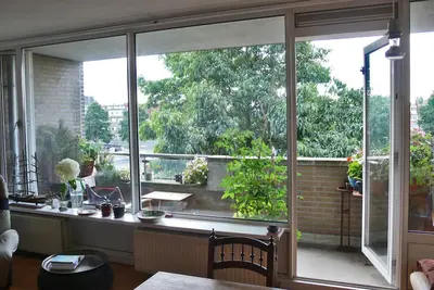 Image de Spacieux appartement de 2 pièces au bord de l'eau dans le centre d'Amsterdam.
