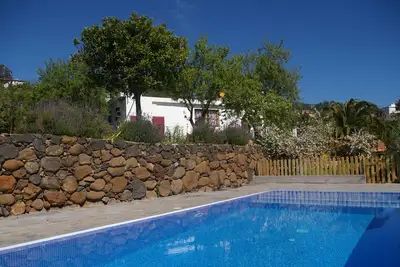 Image de Maison canarienne traditionnelle confortable avec vue sur la mer et piscine privée