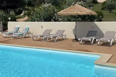 Image de Serra Di Fium Orbu: Charmante residence de 3 villas avec piscine