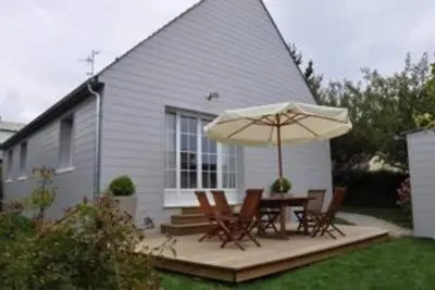 Image de Maison standing Ă Morgat avec jardin, proche de la plage