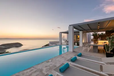 Image de Villa Meli, nouvelle villa contemporaine de luxe, piscine privée, vue imprenable sur la mer