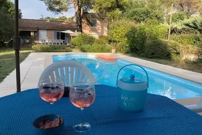 Image de Belle villa lumineuse à Mazan pour 10 personnes
