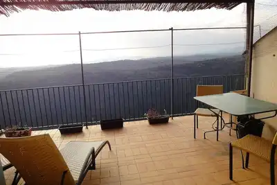 Image de Appartement 60 m2 lumineux avec terrasse vue panoramique 180°arrière pays Grasse