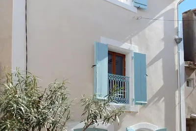 Image de Charmante maison de ville traditionnelle au coeur de Marseillan
