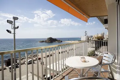 Image de Appartement à front de mer, dans le milieu de la baie, le meilleur emplacement possible 2