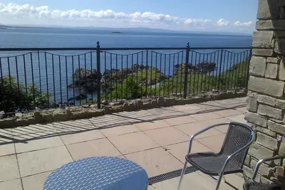 Image de Vues panoramiques sur Lough Foyle avec terrasse privée fermée \/ Wifi \/ Netflix \/ Baby