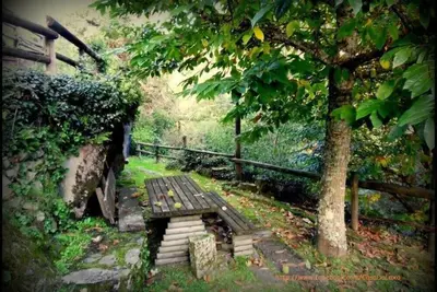 Image de Ourense: Maison de village avec jardin près de la rivière. Maison entière à louer.