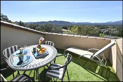 Image de Meublé de tourisme classé 3 *** 2 terrasses-parking privé clim- internet Wifi