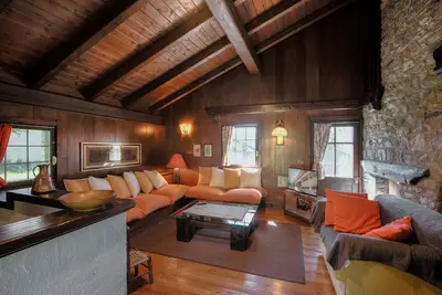Image de chalet indépendant, vue panoramique, aménagement de charme, 3 chambres, 2 salles de bains