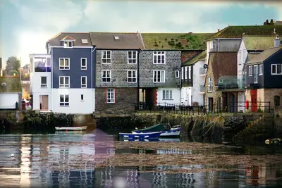 Image de Old Quay House, emplacement magnifique à Quayside, cœur de Falmouth, vue sur la mer, toutes les chambres