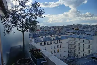 Image de Studio Bastille 32 m2 avec clim, balcon 9ème et dernier étage  - vue imprenable