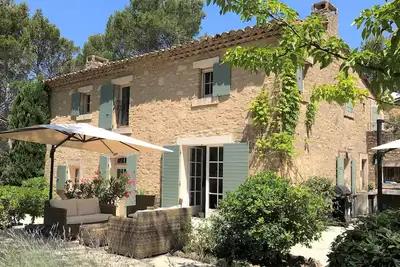 Image de Maison Provencal de luxe, avec piscine privée chaufée, cadre rural tranquille