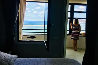 Image de Au coeur de la plage de Las Canteras avec des vues à couper le souffle