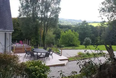 Image de Belle maison rénovée dans un endroit idyllique. Confortable et bien présenté.