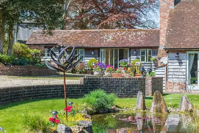Magnifiquement Cottage nouvellement équipé avec vue dégagée sur le parc