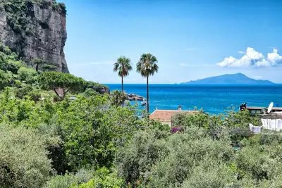 Image de Villa Bouganville: 3 app. ts ou Villa entière à 50 mt de la mer - terrasse - park