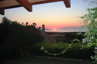 Image de Maison de jardin avec une belle vue sur la mer