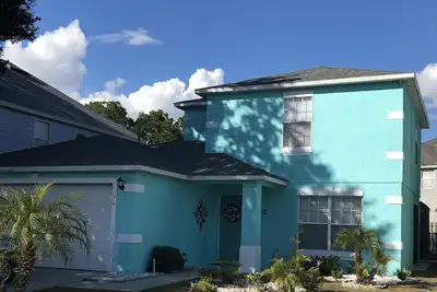 Villa à proximité de la porte Internet haut débit gratuit dans le monde entier