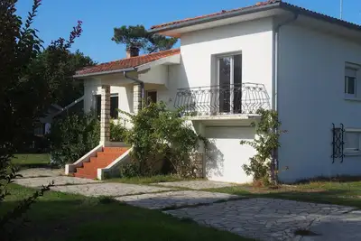 Image de Vieux Boucau: Grande maison avec jardin 10 à 12 personnes